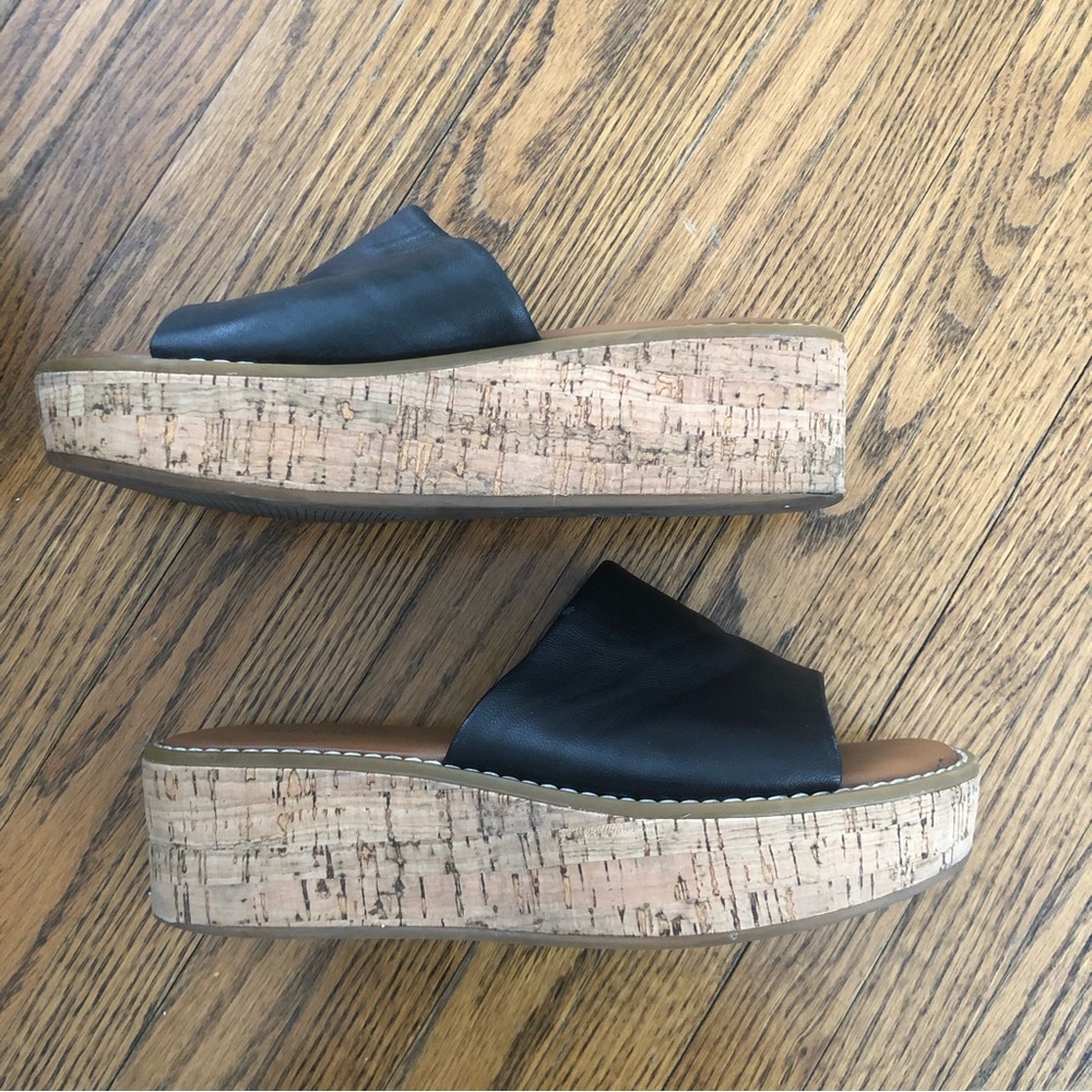 Aldo platform slides  🌸 3 for $25